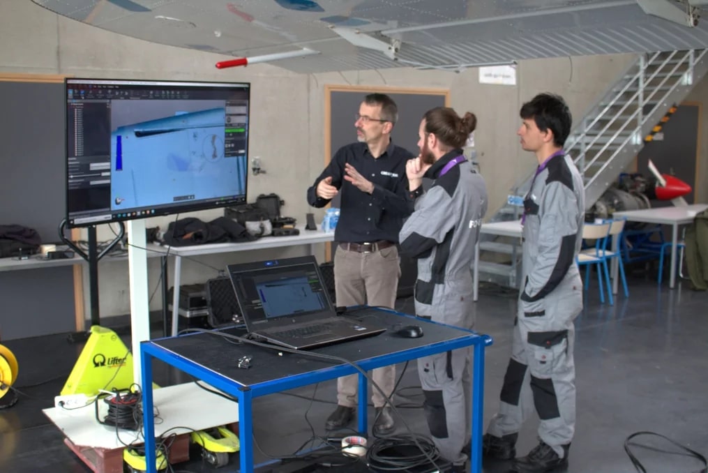 Технологии 3D‑сканирования и AR в электрификации самолёта